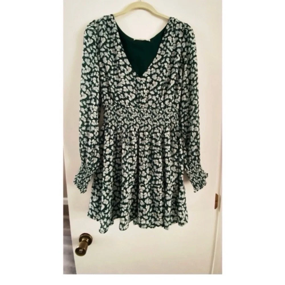 ABERCROMBIE & FITCH Green Floral Smocked Dress - Picture 5 of 7